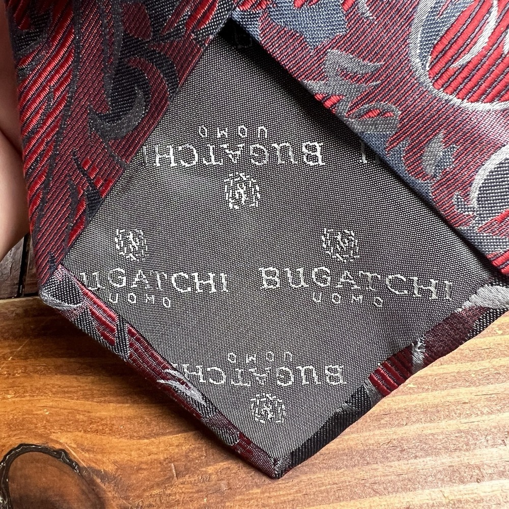 BUGATCHI UOMO Red Silver White Black Leaf Silk Woven Necktie TIE 58"L x 4"W - Picture 8 of 12